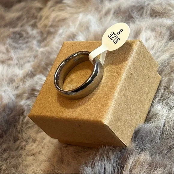 Men’s 6mm polished Titanium comfort band wedding ring NIB 8 - Picture 3 of 11